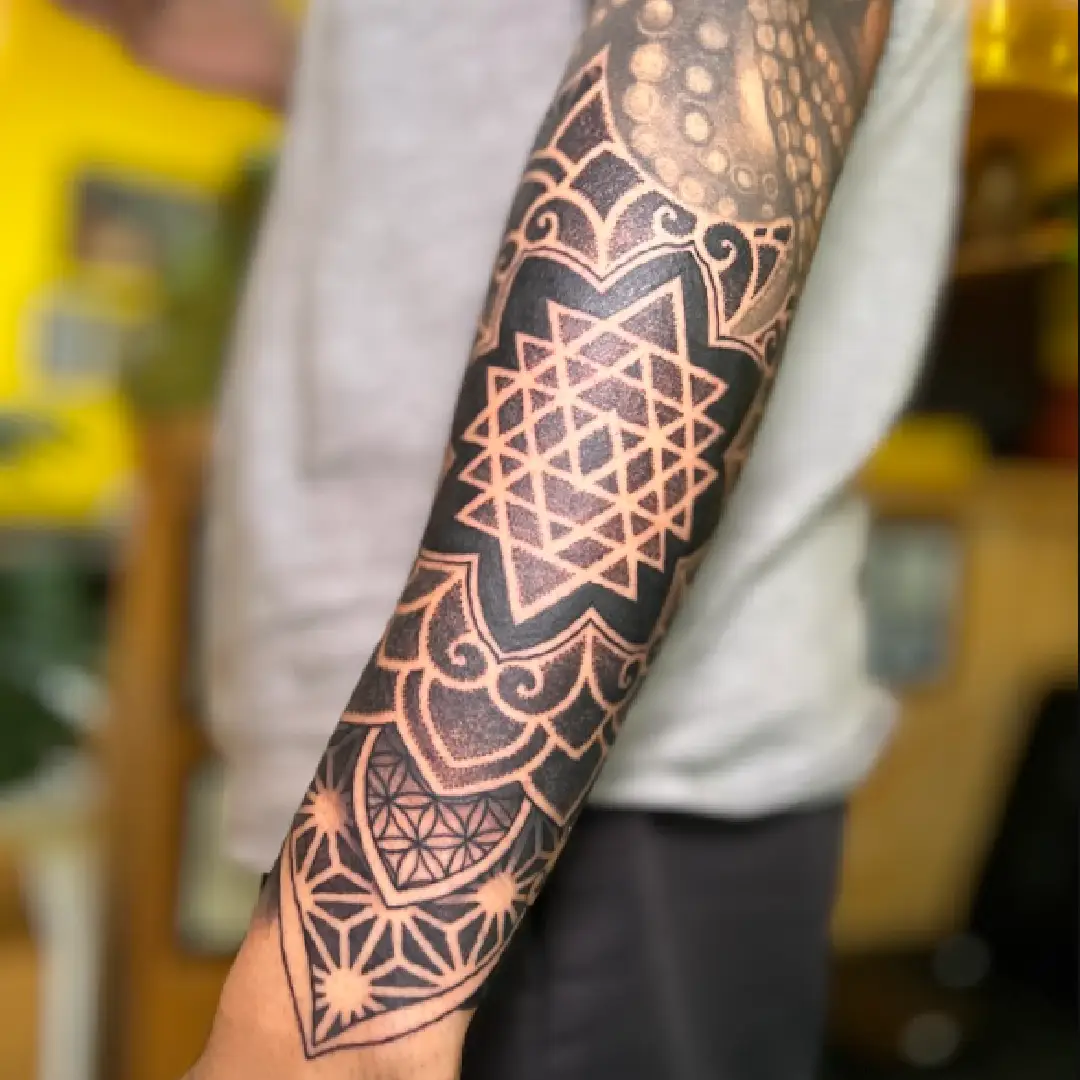 Geometric & Mandala tattoo example 4 by Mex Tattoos Bali